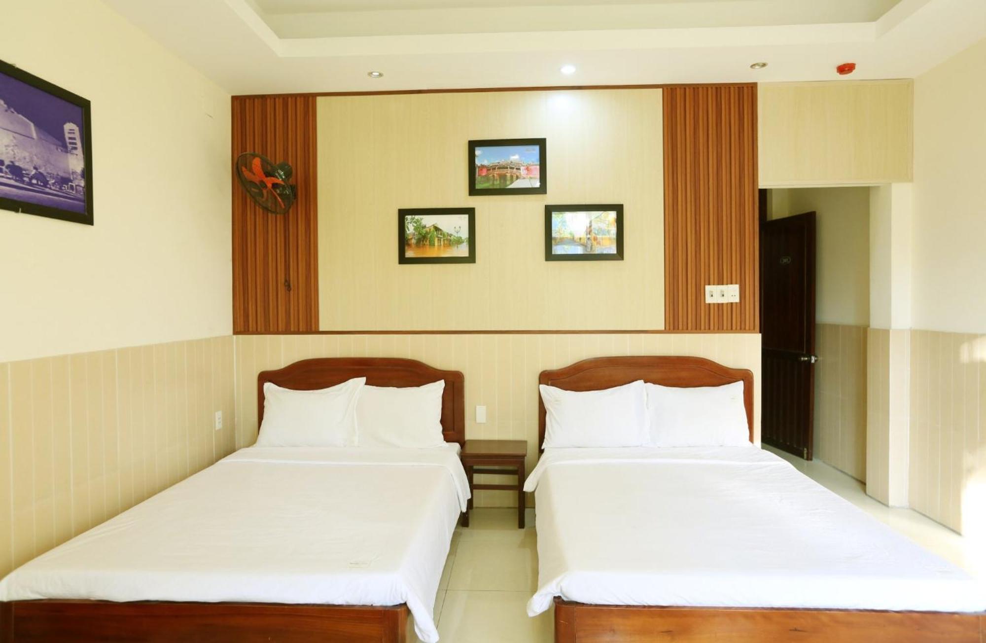 Minh Quang Hotel Хойан Экстерьер фото