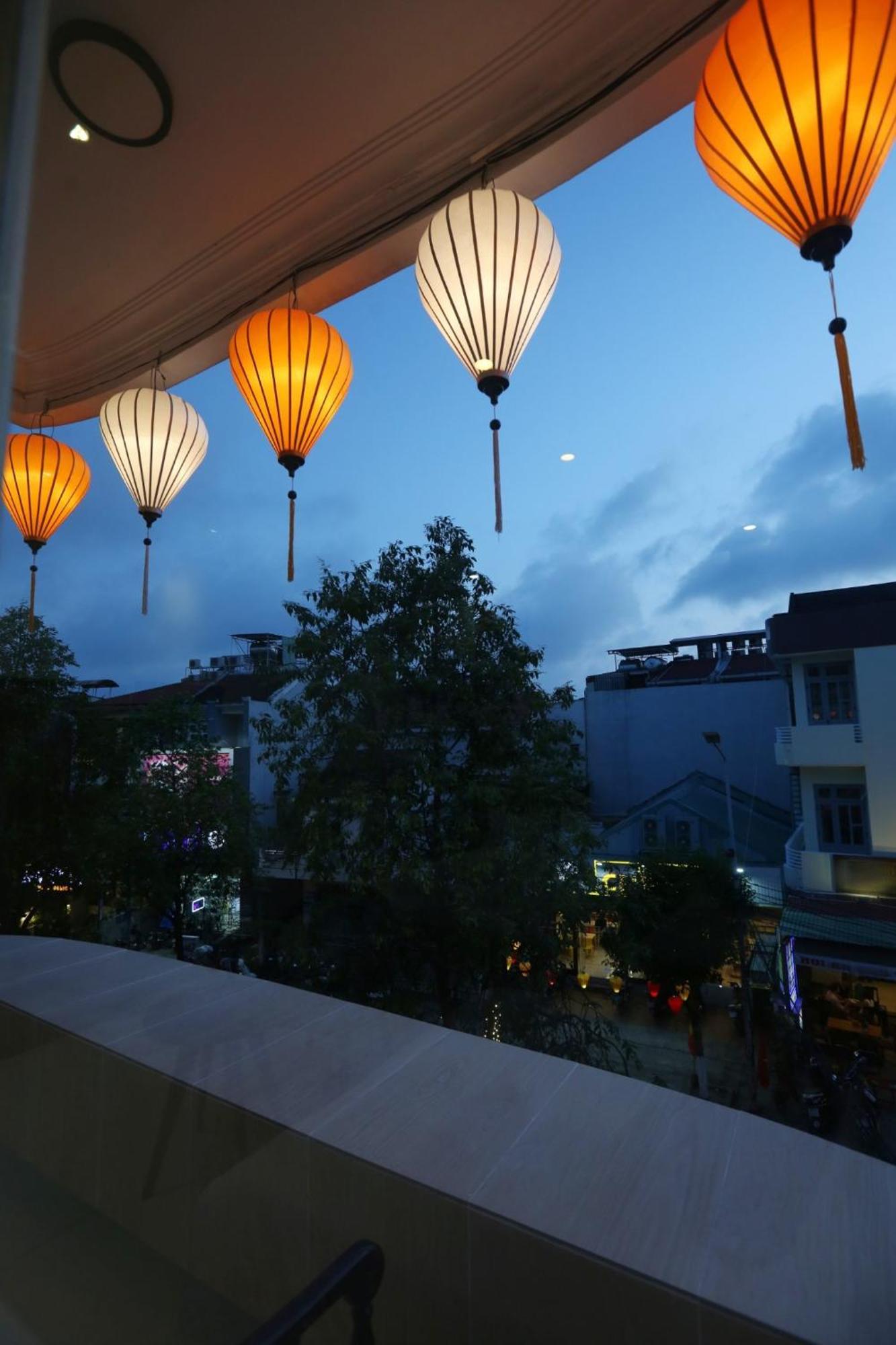 Minh Quang Hotel Хойан Экстерьер фото