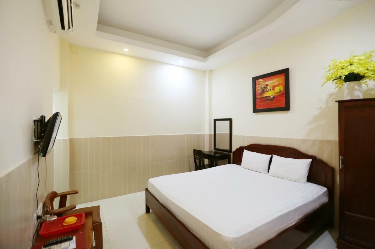 Minh Quang Hotel Хойан Экстерьер фото