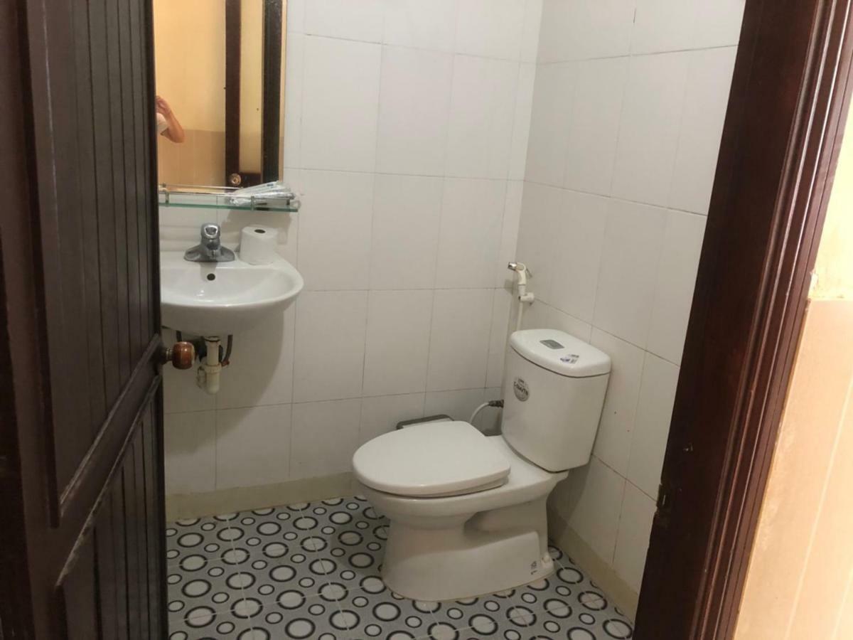 Minh Quang Hotel Хойан Экстерьер фото